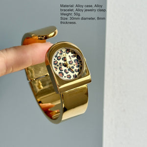Minimalist Retro “Clock Dial” Bangle Watch PDW041 - view 8