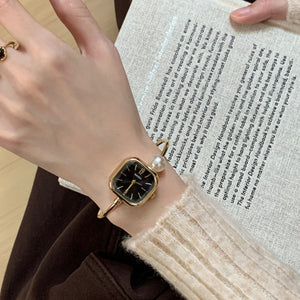 Square Dial Pearl Bangle Watch Quartz Gold Silver PDW035 - view 3
