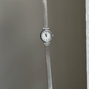 Minimalist Round Dial Chain Strap Watch PDW003 - view 3
