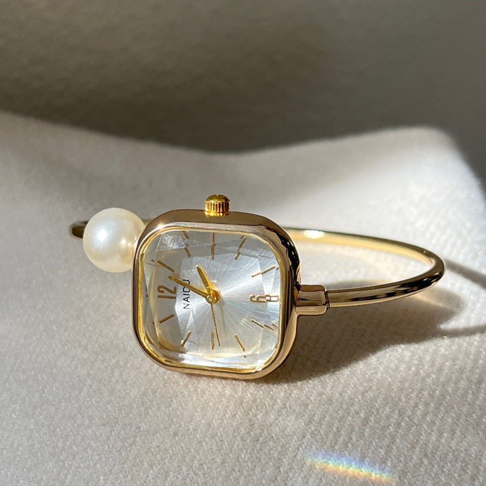 Square Dial Pearl Bangle Watch Quartz Gold Silver PDW035