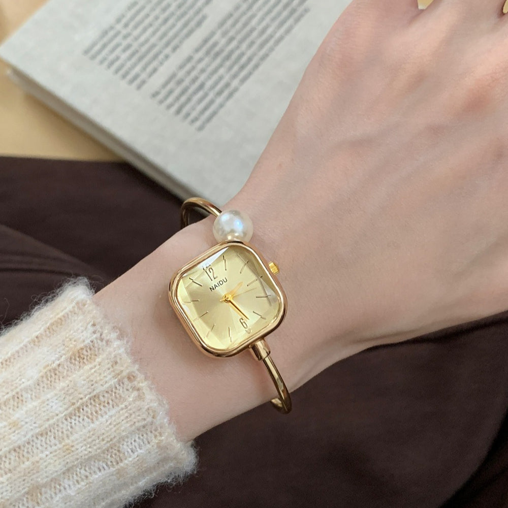 Square Dial Pearl Bangle Watch Quartz Gold Silver PDW035 - view 8
