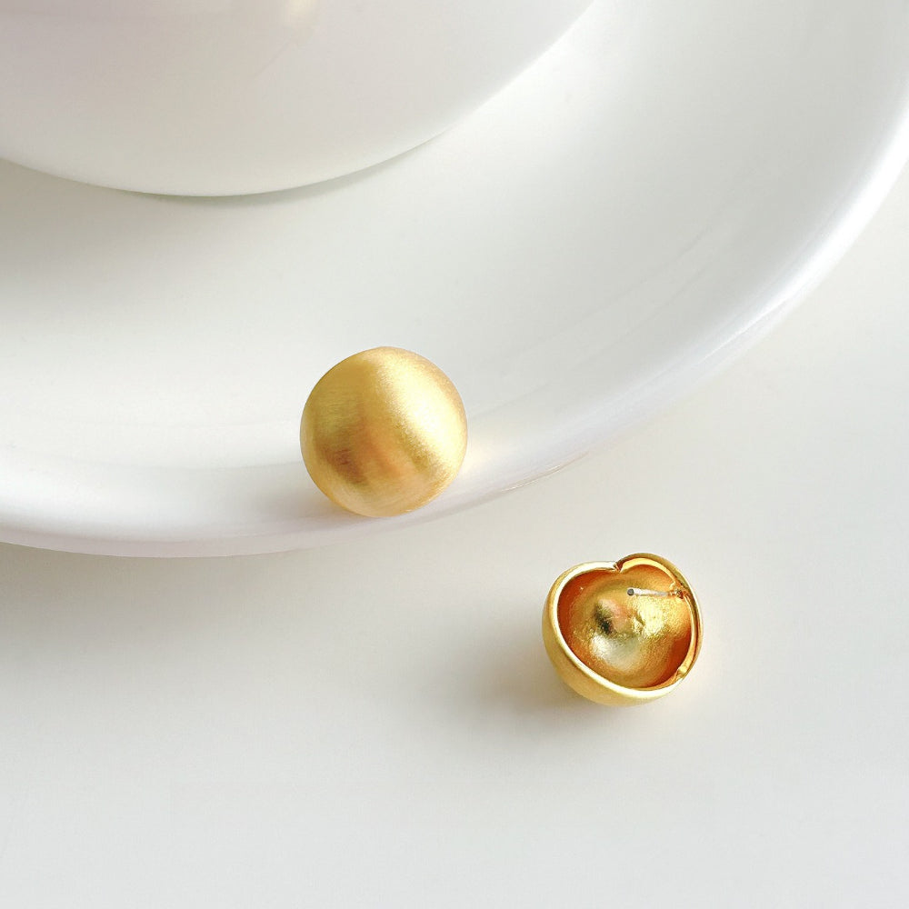 Minimalist Brushed Metal Hoop Earrings PDER394 - view 4