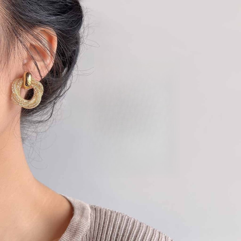 Geometric Twist 14K Gold Earrings with Zircon