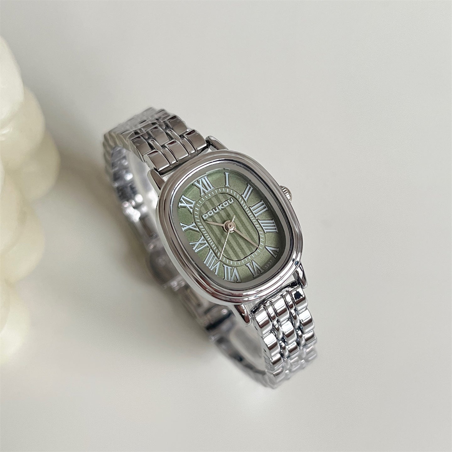 Classic Roman Numeral Oval Dial Watch PDW013 - view 8