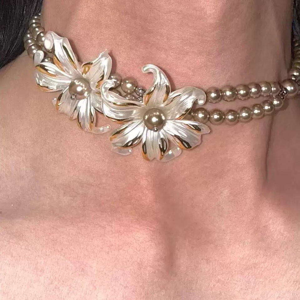Iris Flower Pearl Choker Necklace