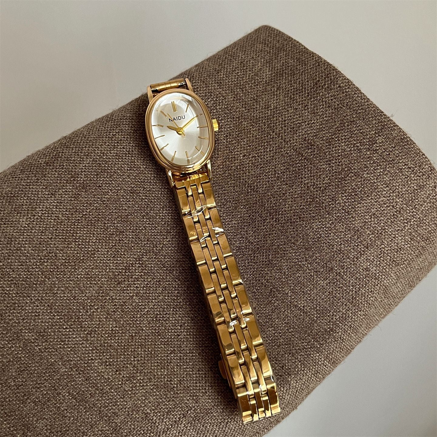 Retro Oval Dial Steel Bracelet Watch PDW012 - view 8