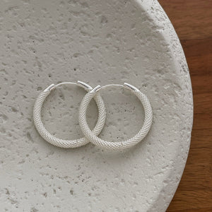 Minimalist Gold & Silver Hoop Earrings PDER334 - view 3