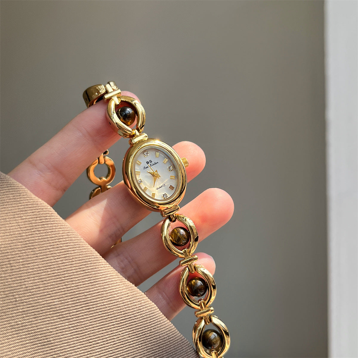 Amber Pearl Bracelet Watch Gold Quartz Movement PDW027