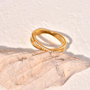 Hypoallergenic 18K Gold Cross Ring