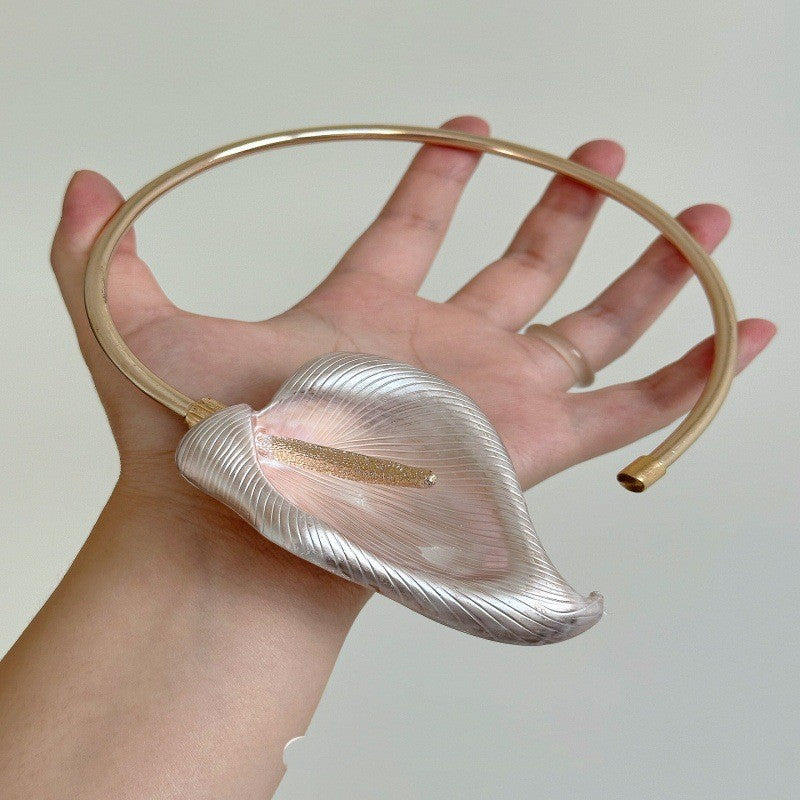 Retro Calla Lily Statement Choker