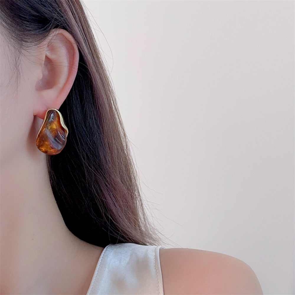 Amber Resin & Metal Earrings Minimalist Design PDER333 - view 2