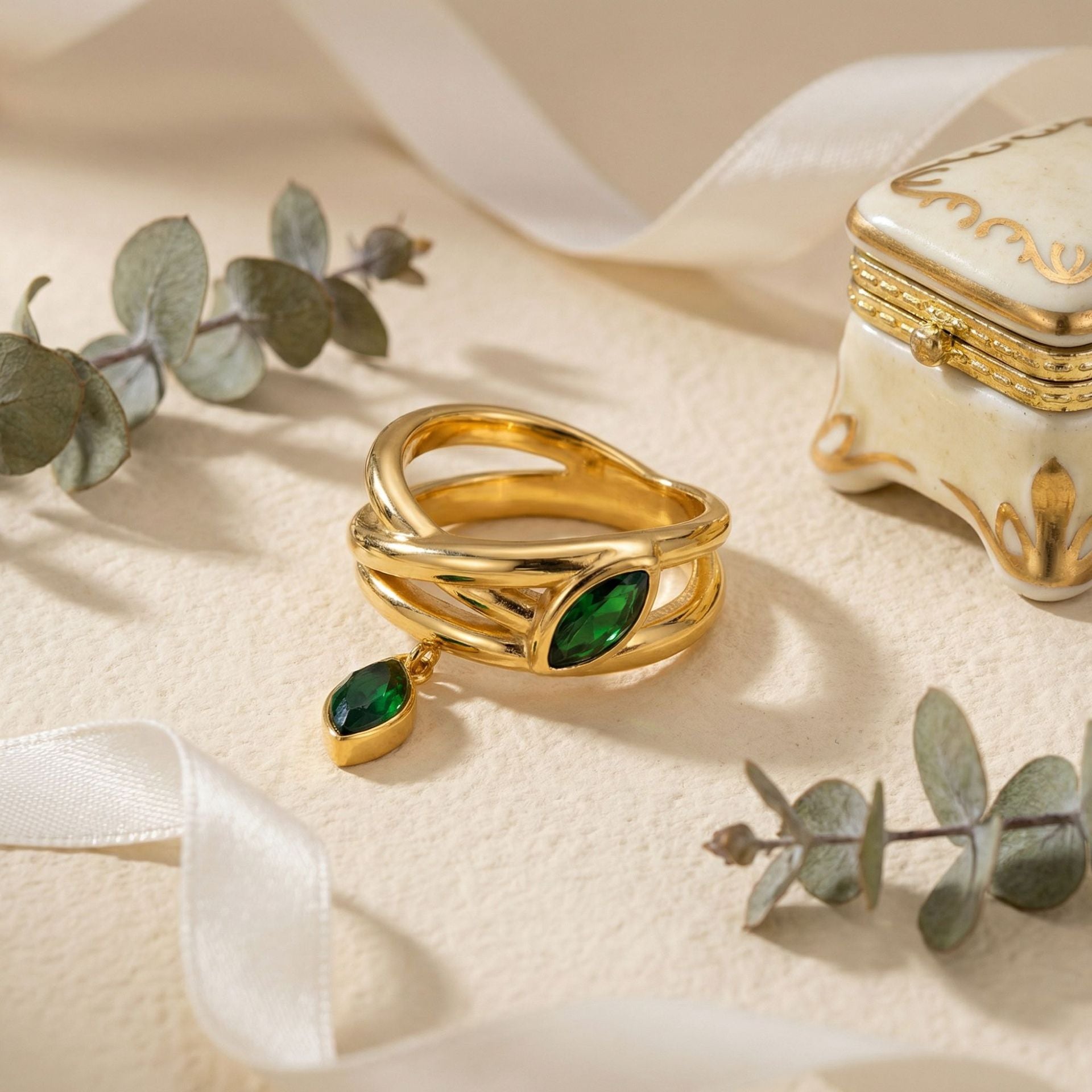 Luxury Vine & Pavé Diamond Ring