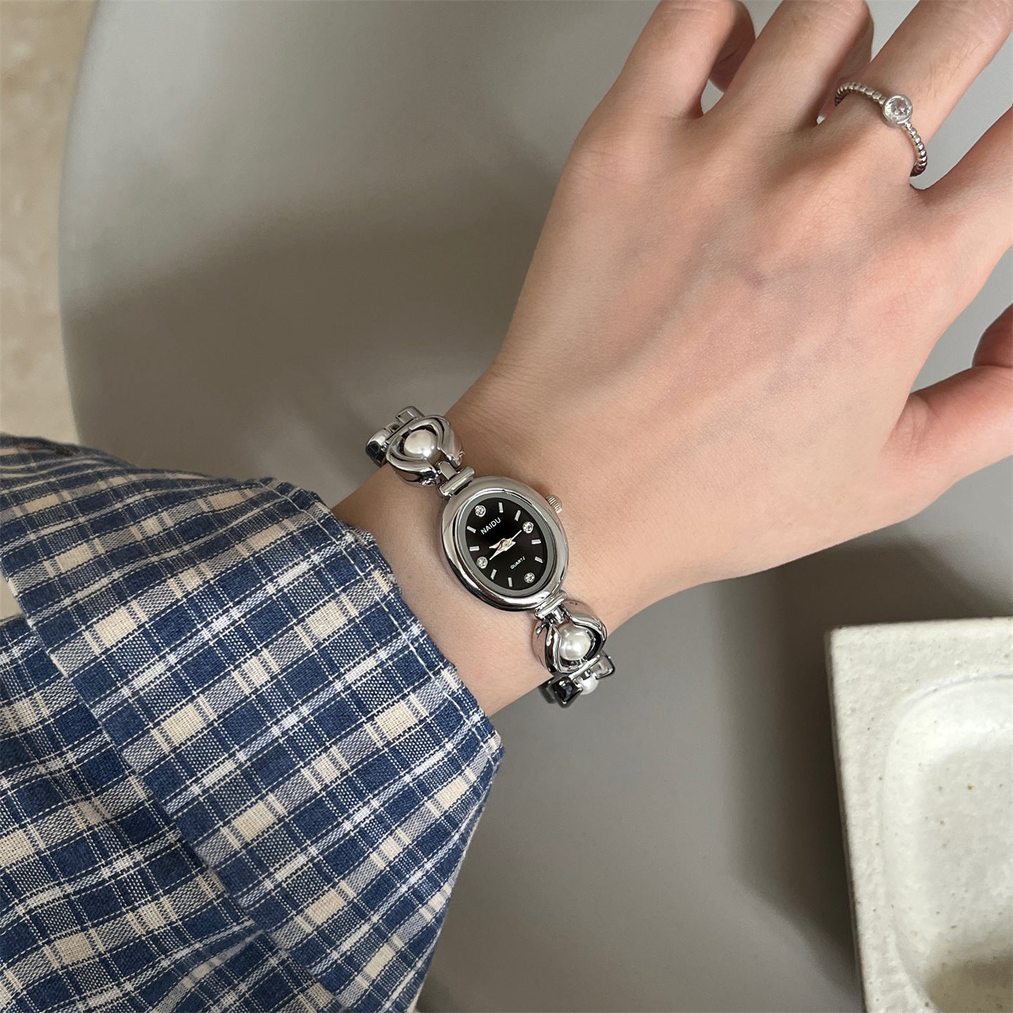 Four-Diamond Pearl Bracelet Watch PDW024 - view 5