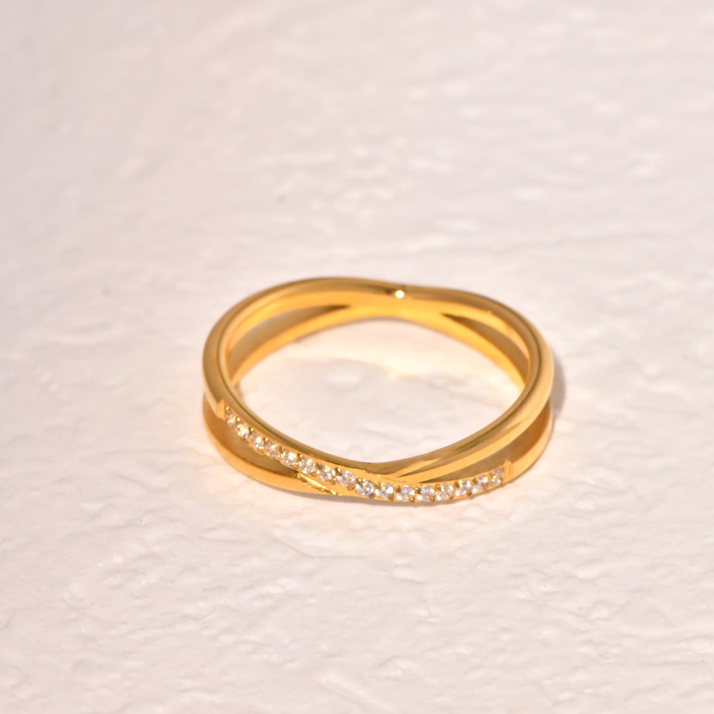 Hypoallergenic 18K Gold Cross Ring
