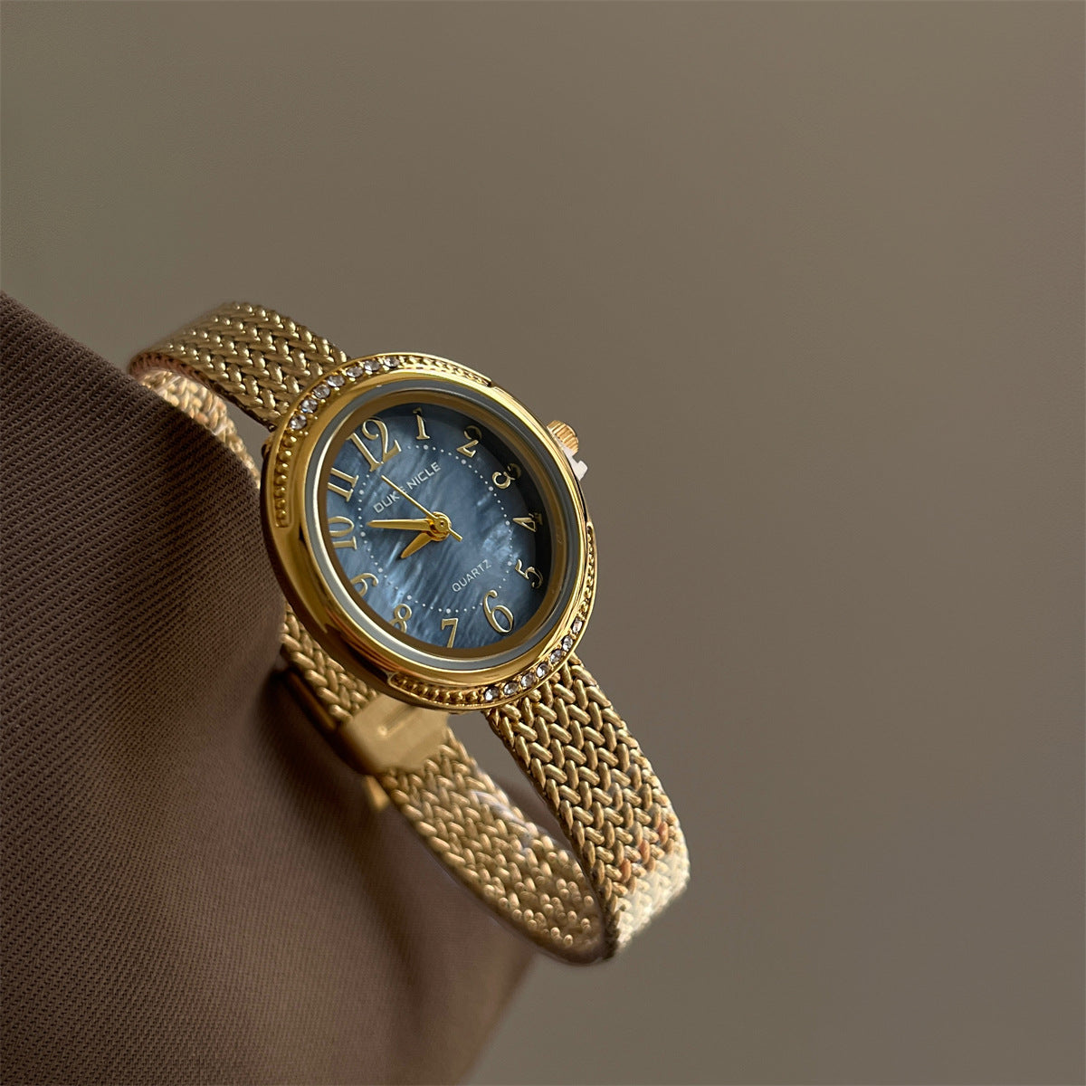 Gold Oval Dial Wheat Chain Bracelet Watch PDW019