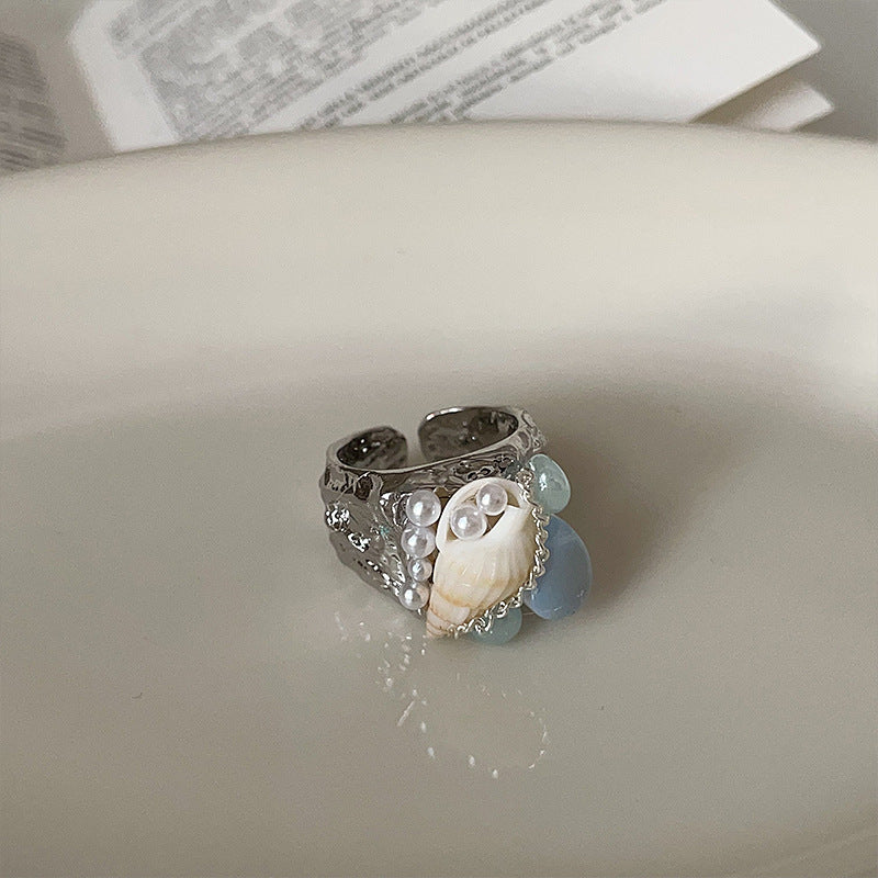 Silver Statement Ring Crystal Shell Design