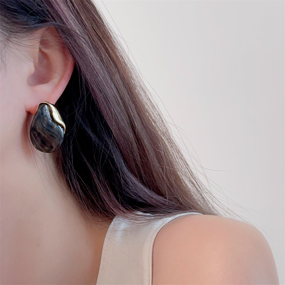 Amber Resin & Metal Earrings Minimalist Design PDER333 - view 3