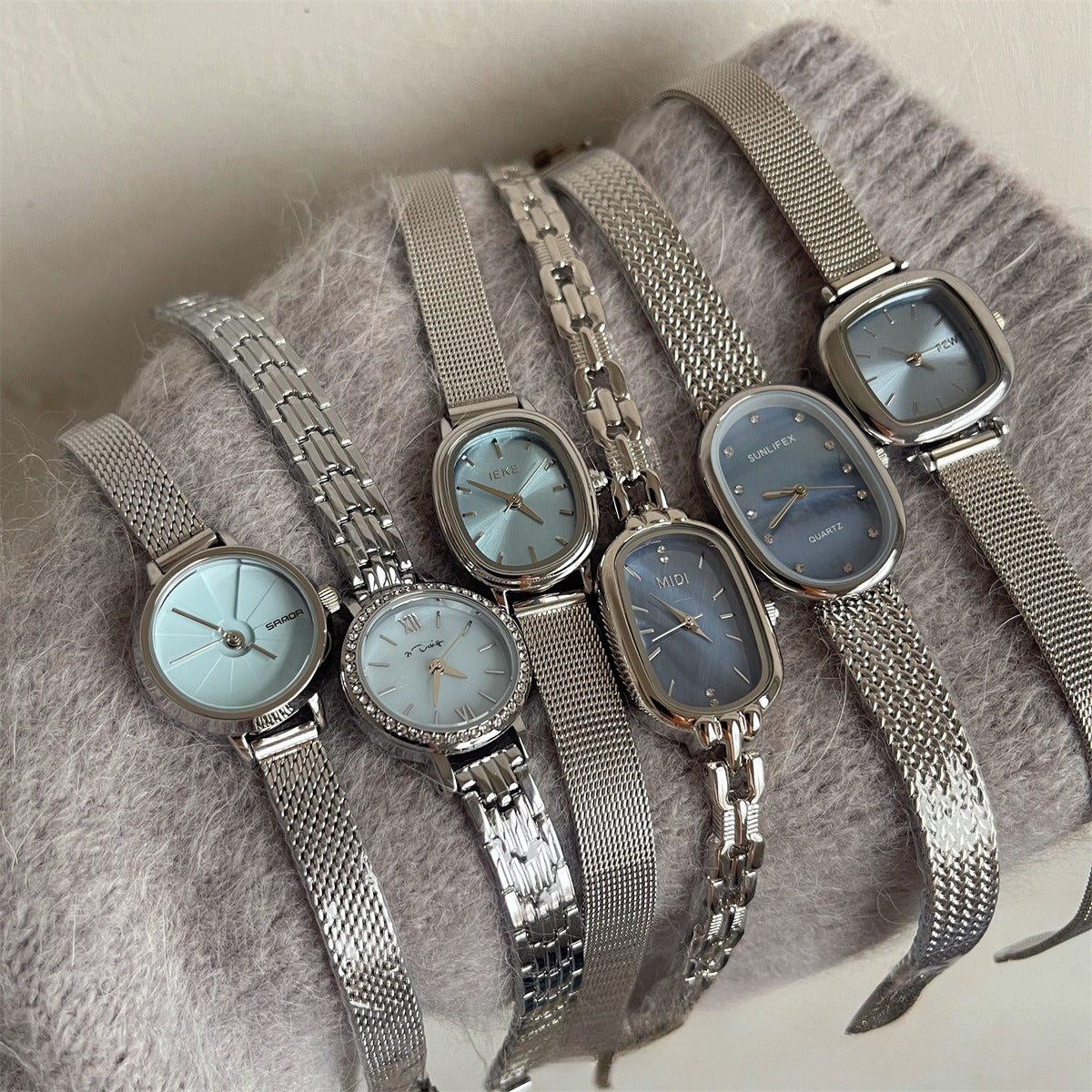 Minimalist Round Dial Dress Watch PDW040