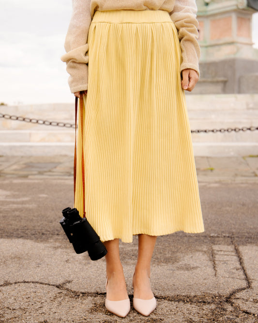 Dorotea midi skirt with natural dye